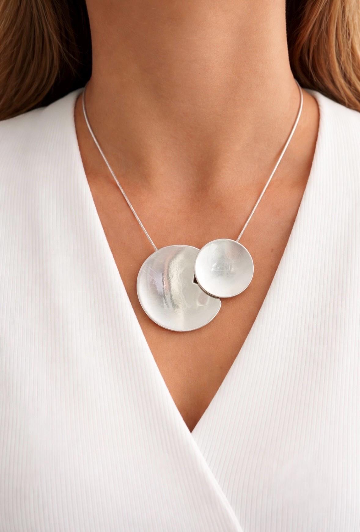 Minimalist Silver double-disc Statement Necklace
