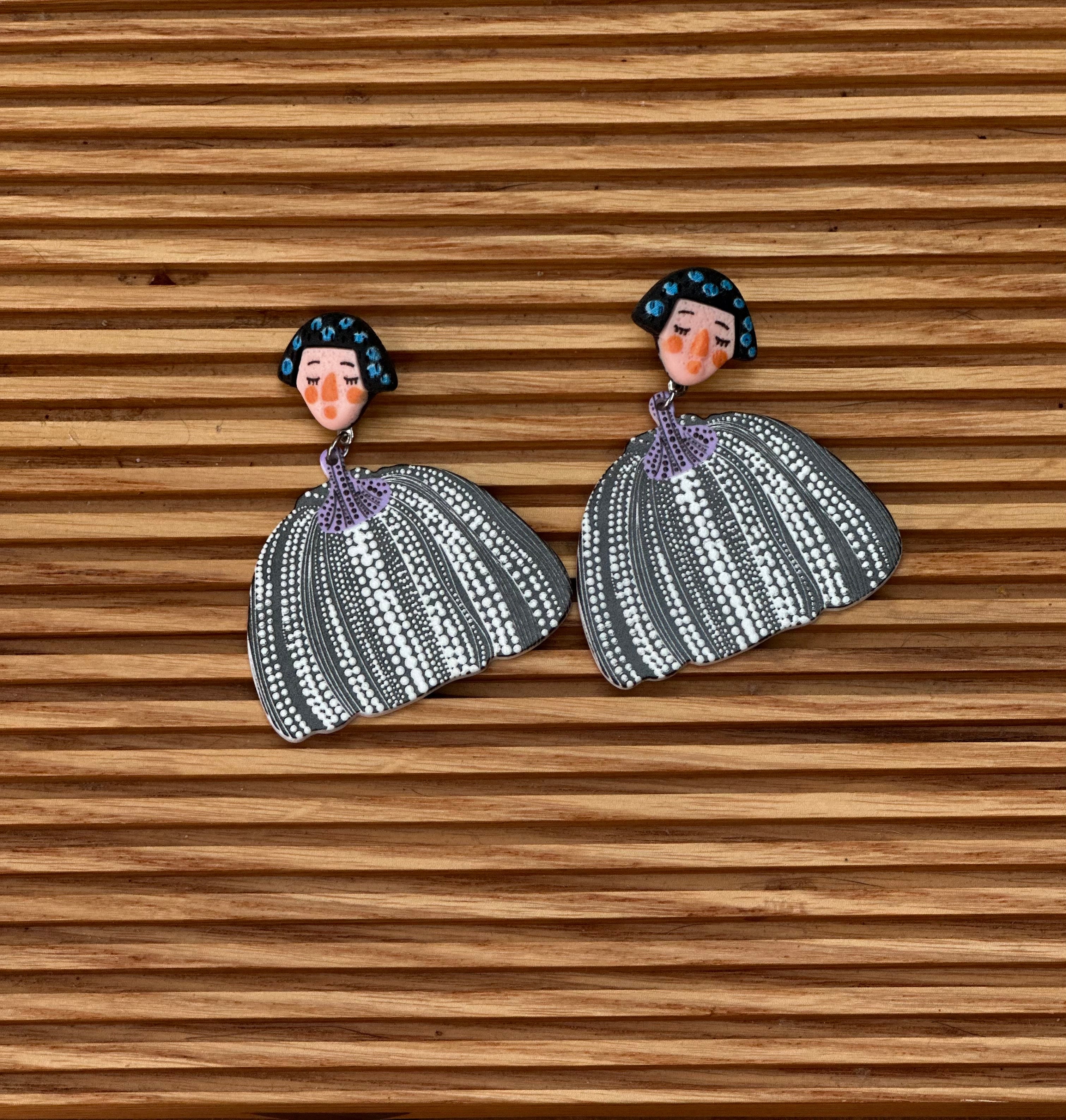 Art Face earrings