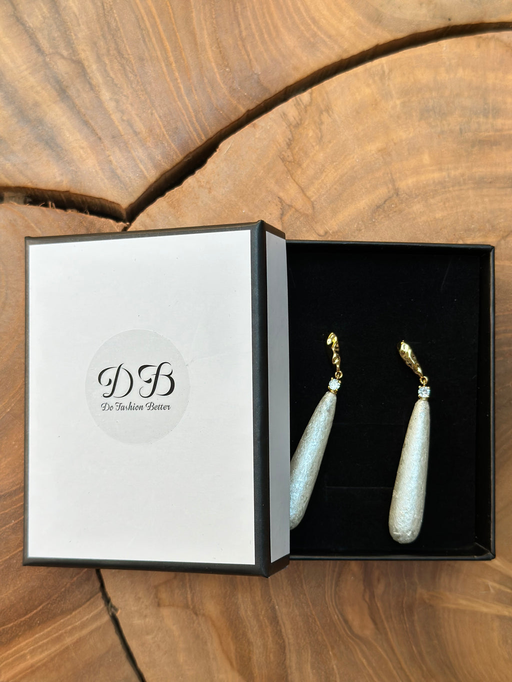DoFashionBetter | Pearl Jewelry, Statement Earrings & Gifts