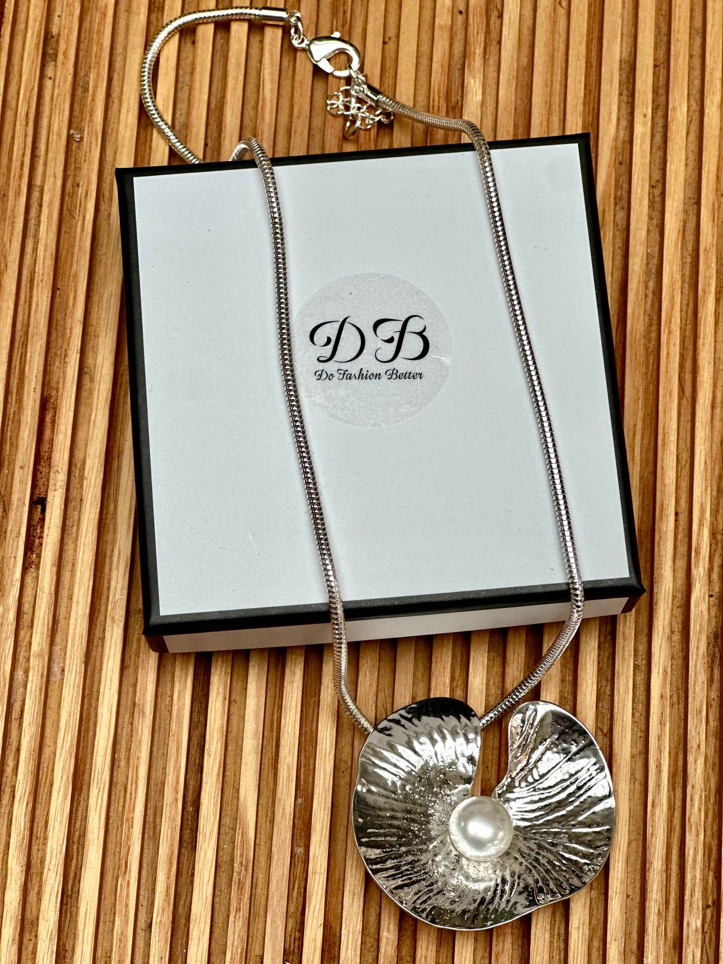 Silver Statement Necklace with Pearl | Sculptural Pendant Necklace | Modern Minimalist Jewellery | Gift for Her